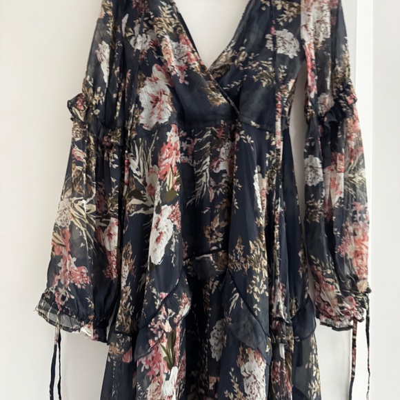 ASOS DESIGN PLEATED MIDI DRESS - Picture 2 of 4